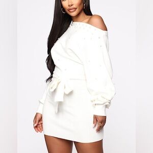 Fashion Nova Off-Shoulder White Mini sweater Dress with pearl details sz XL